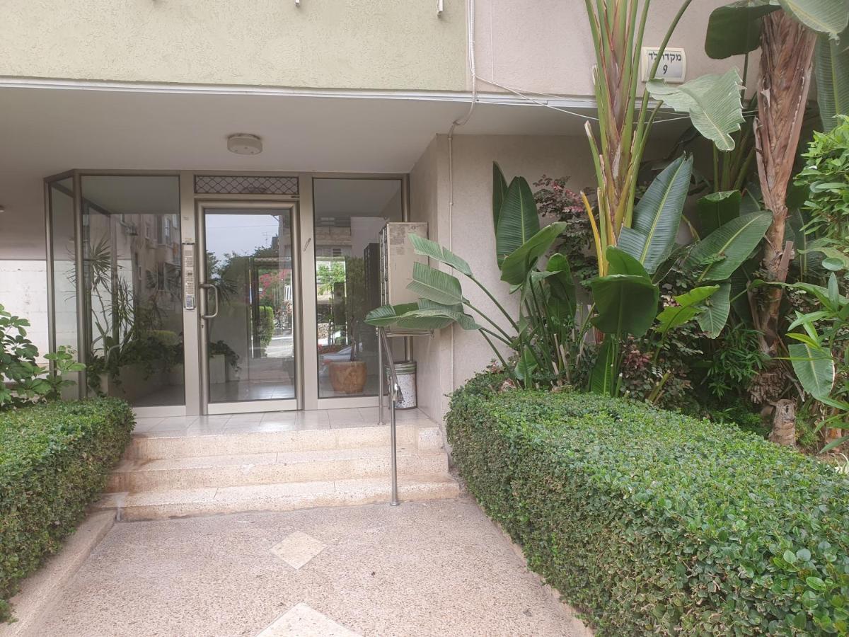 Belle Chambre Confortable Bed & Breakfast Netanya Exterior foto